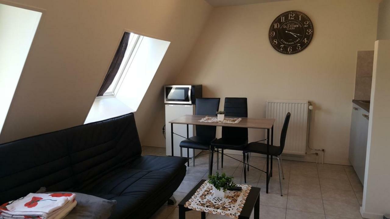 Apartment + Studios Insulinde 提耳堡 外观 照片